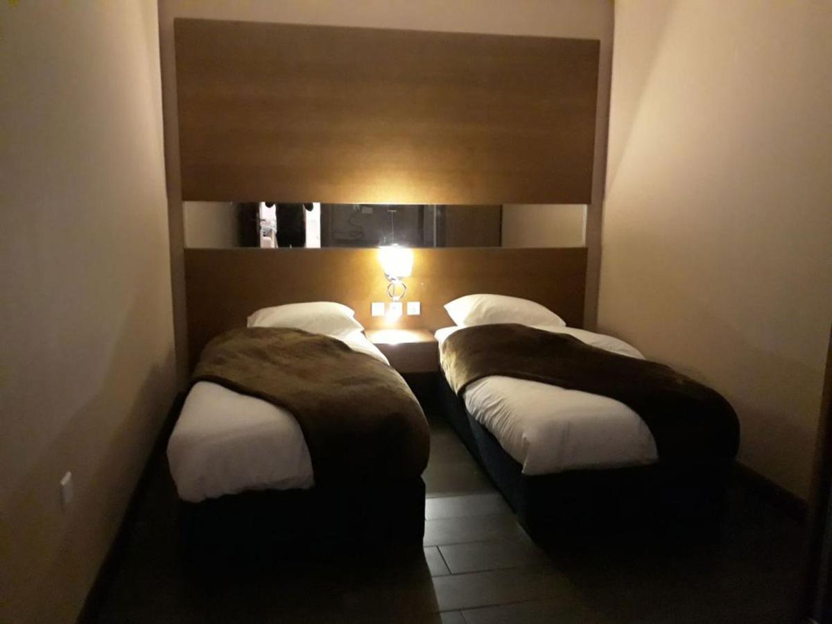 Seventh-Star Hotel Ammán Kültér fotó
